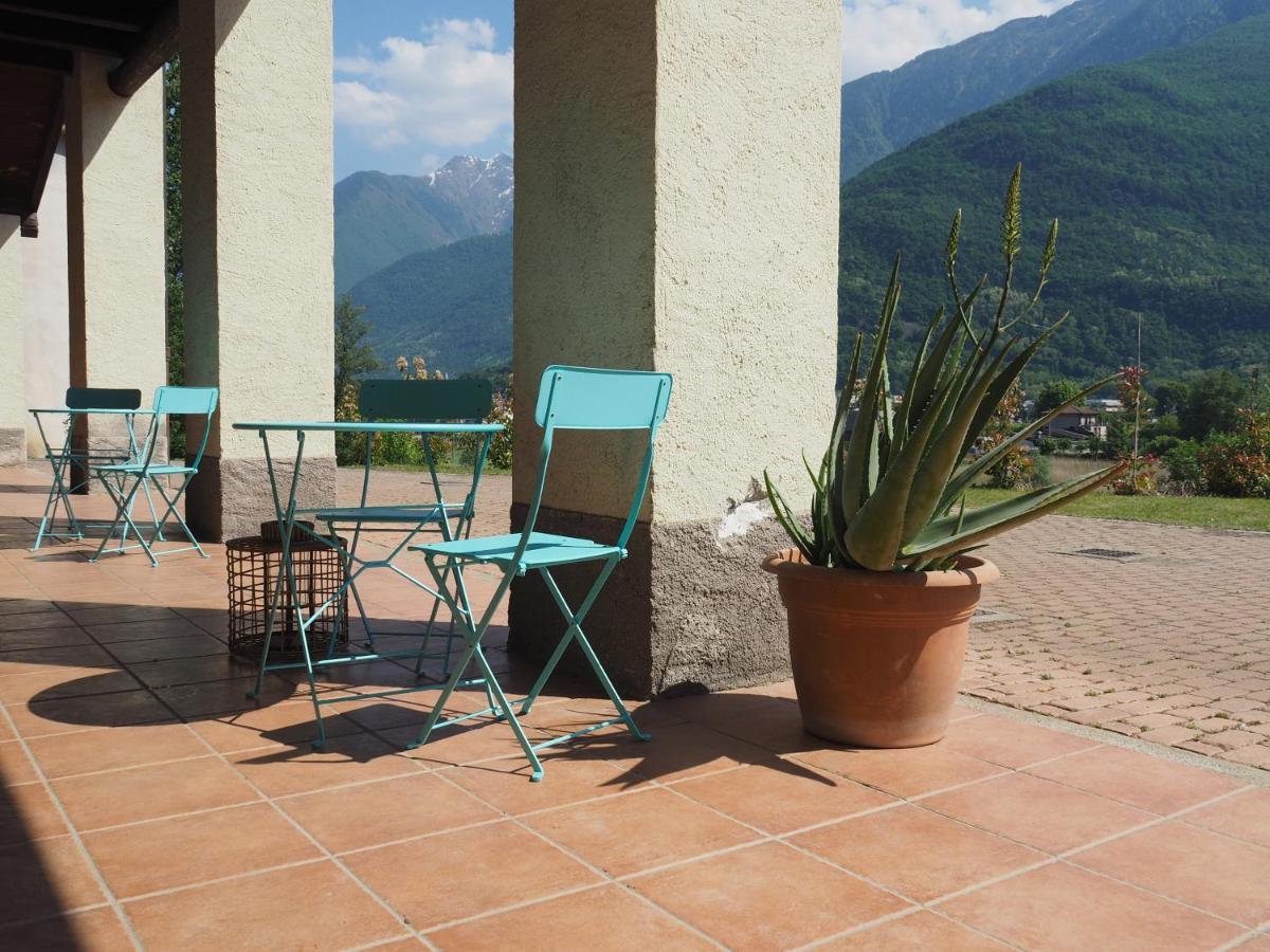 Open Cascina Villa Colico Exterior photo
