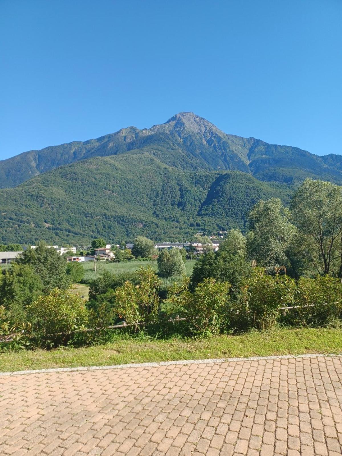 Open Cascina Villa Colico Exterior photo